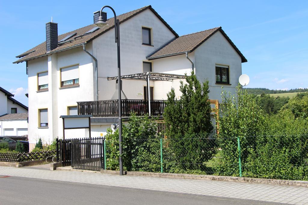 Müllenbach 大本钟旅馆酒店 外观 照片